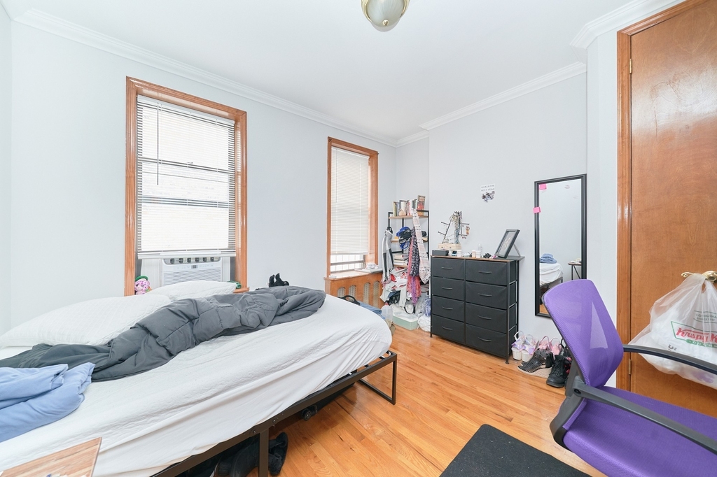 790 9th Avenue - Photo 3