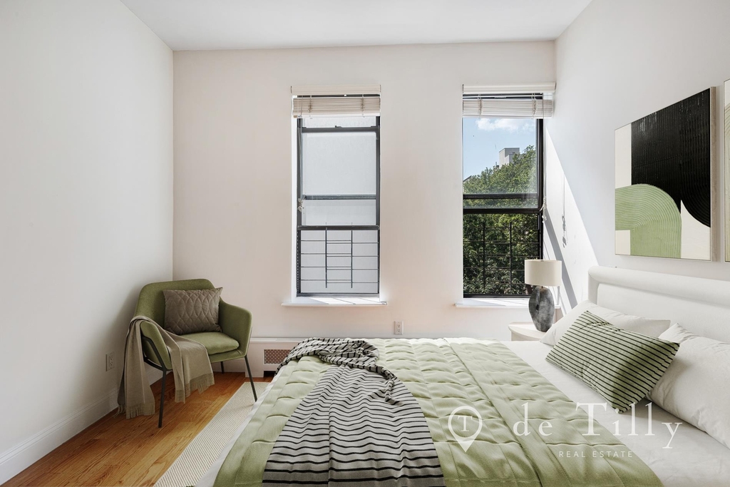 536 Henry Street - Photo 9