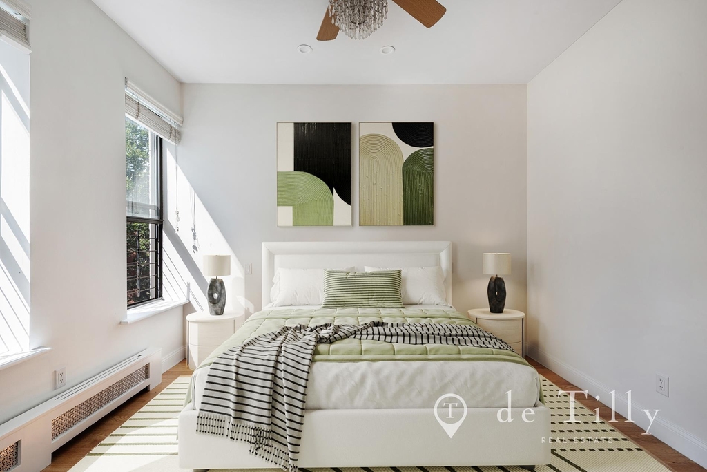 536 Henry Street - Photo 10