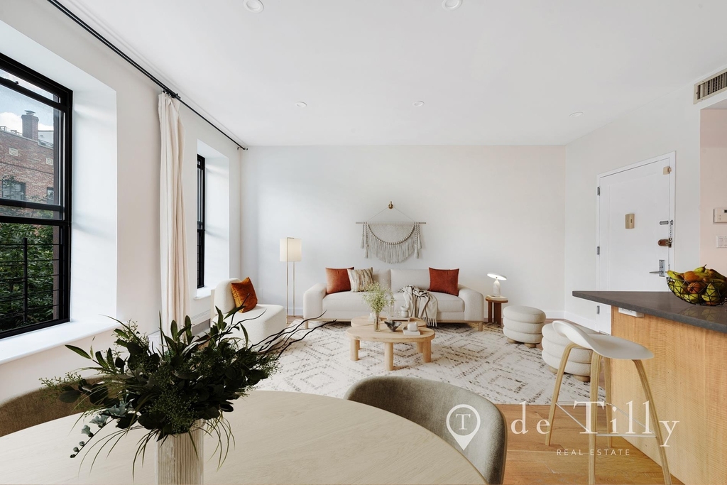 536 Henry Street - Photo 5