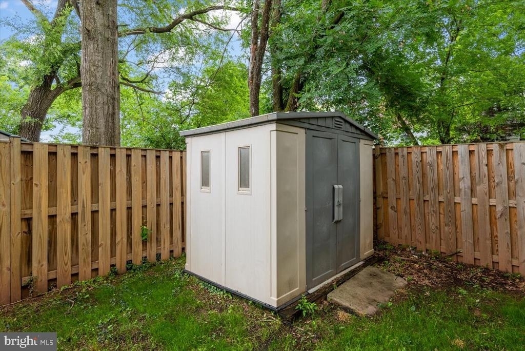 10126 Copeland Drive - Photo 24
