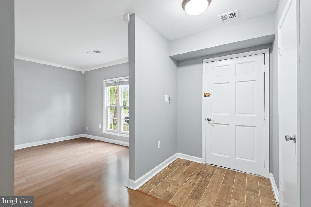 10126 Copeland Drive - Photo 2