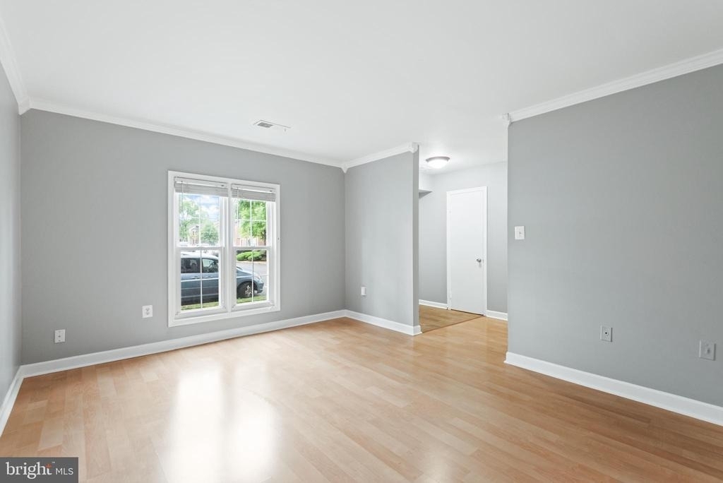 10126 Copeland Drive - Photo 4