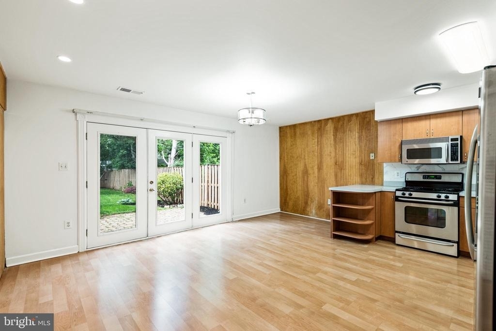 10126 Copeland Drive - Photo 7