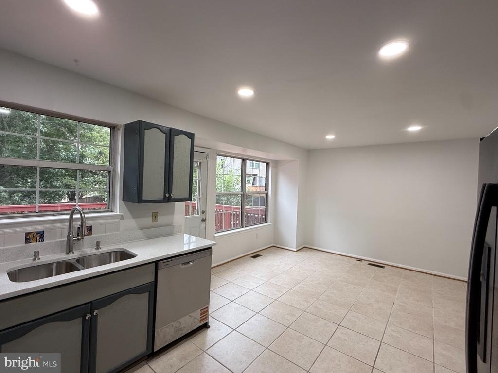 46760 Hobblebush Terrace - Photo 24