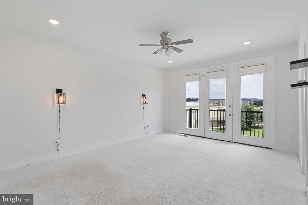42623 Nubbins Terrace - Photo 19