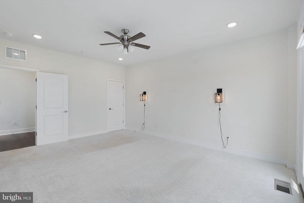 42623 Nubbins Terrace - Photo 20