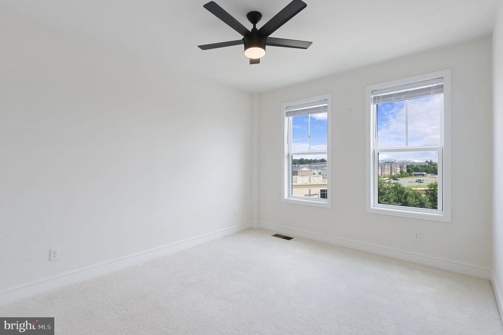 42623 Nubbins Terrace - Photo 28