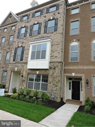 43112 India Wharf Square - Photo 0