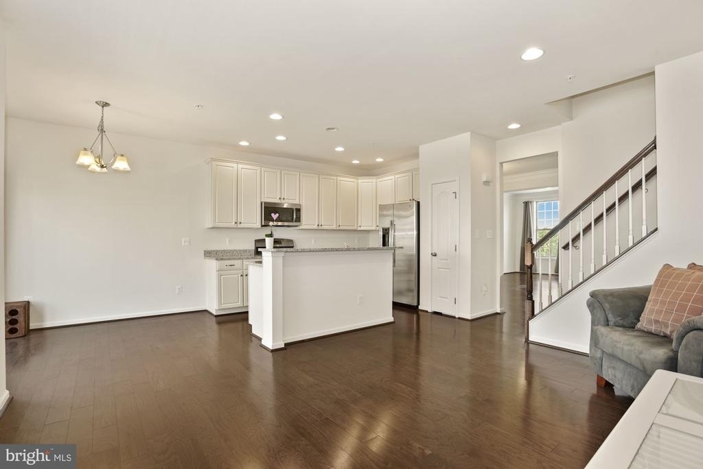 43176 Witham Square - Photo 9