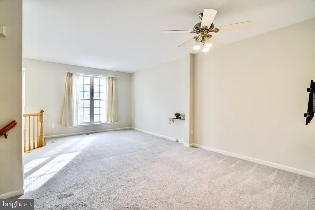 7372 Ardglass Drive - Photo 10