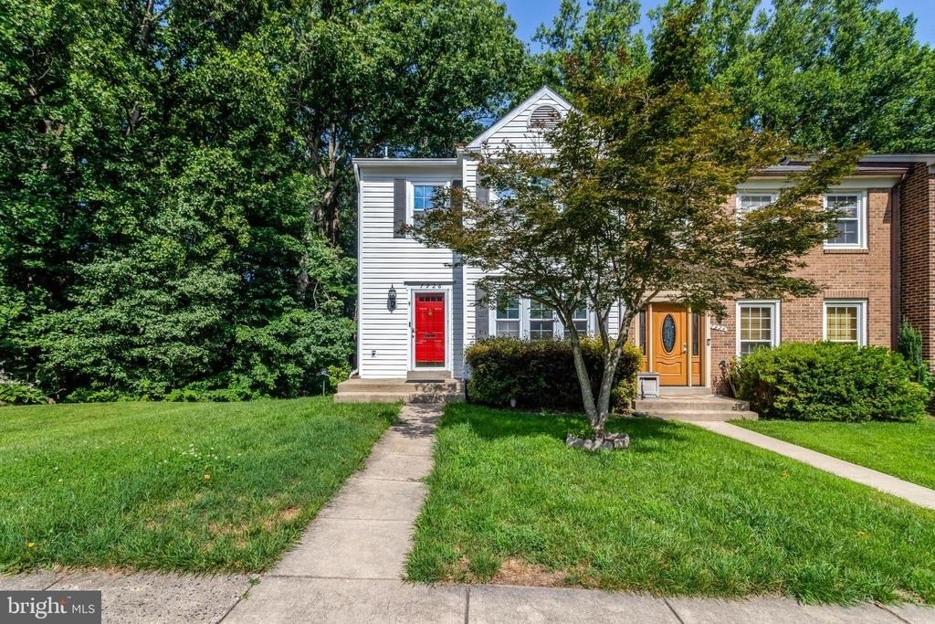 7926 Pebble Brook Court - Photo 0