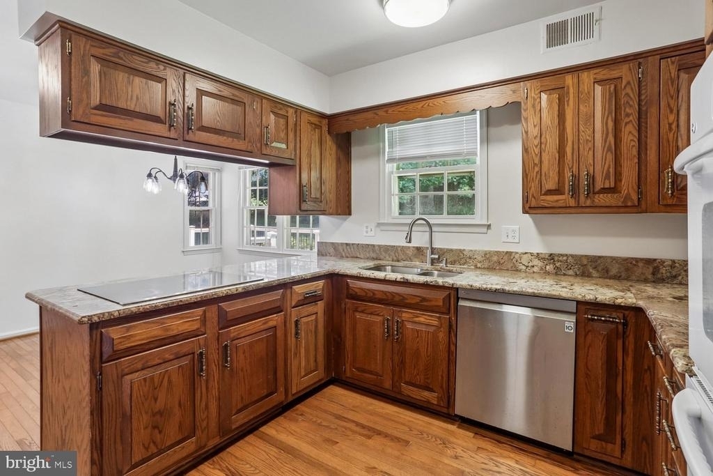 903 Ridge Drive - Photo 16