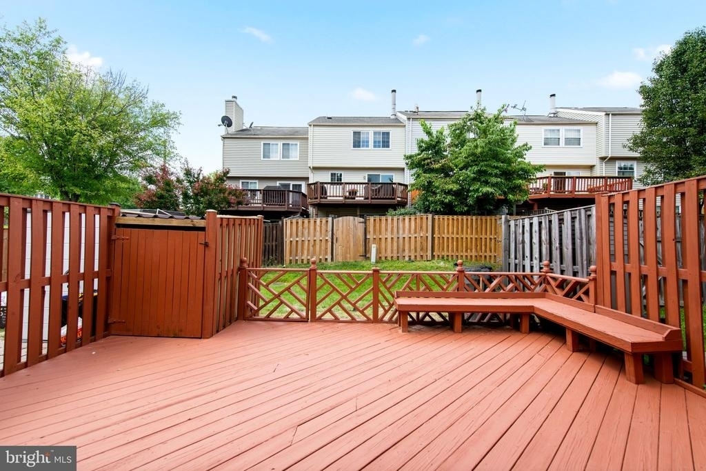 6324 Lightburn Court - Photo 24