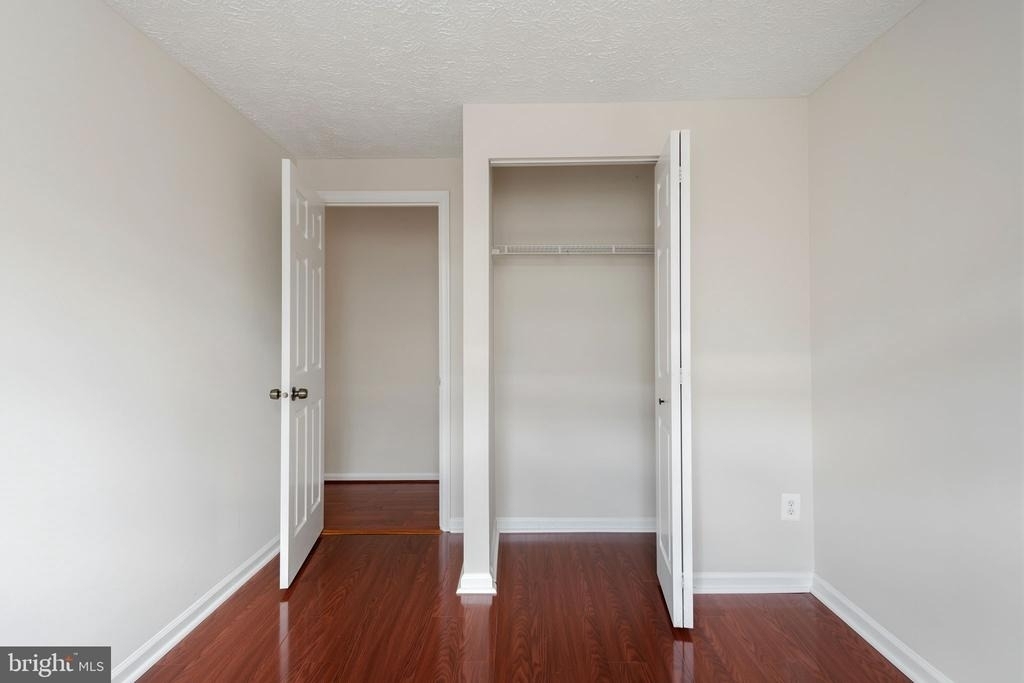 6324 Lightburn Court - Photo 21