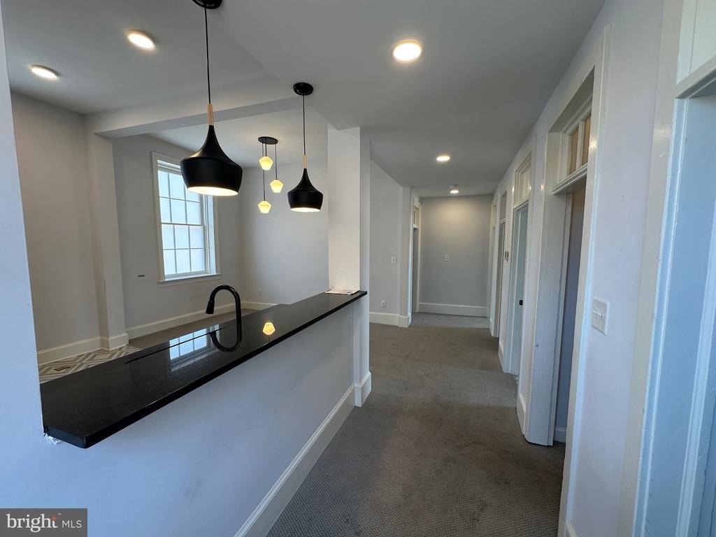 202 Hanover Street - Photo 3