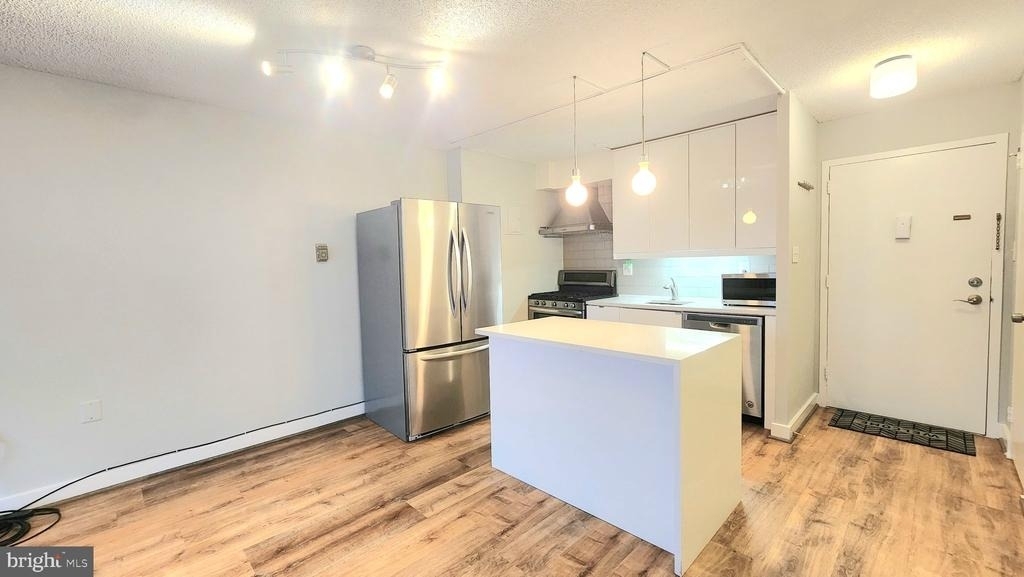 2500 N Van Dorn Street - Photo 11