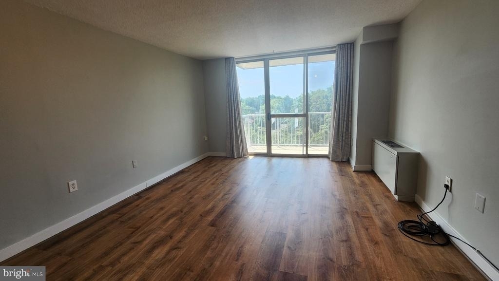 2500 N Van Dorn Street - Photo 14