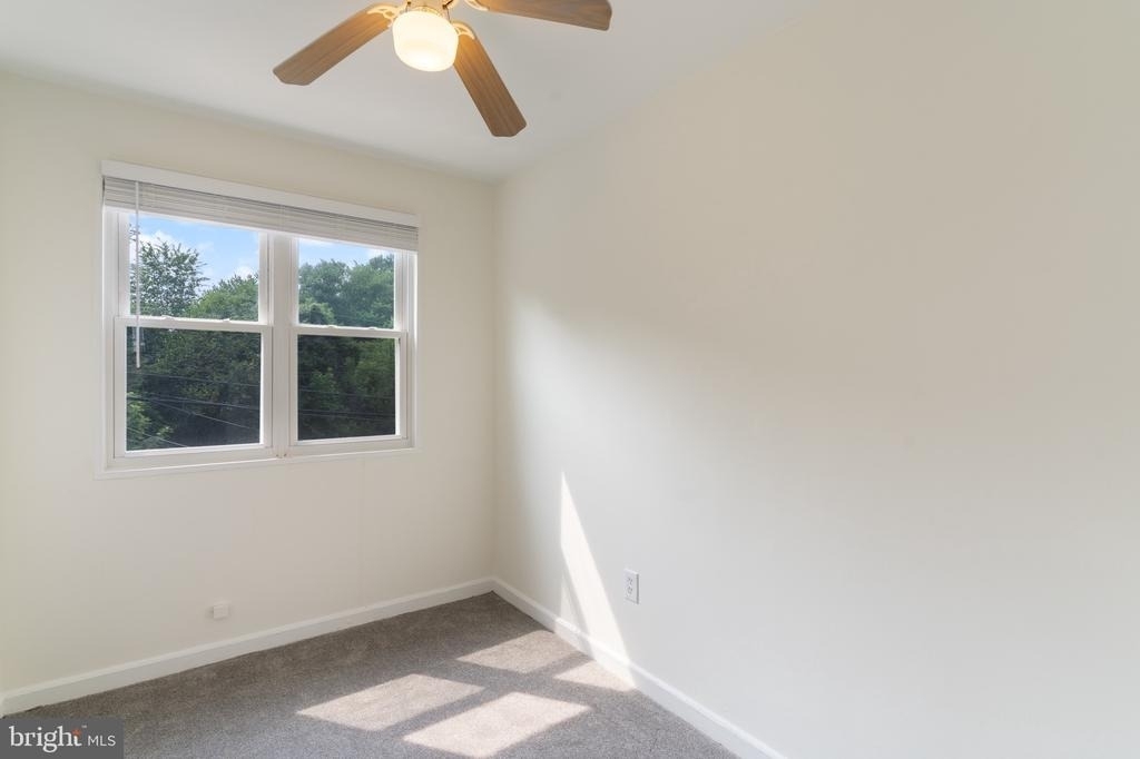 3727 Mark Drive - Photo 16