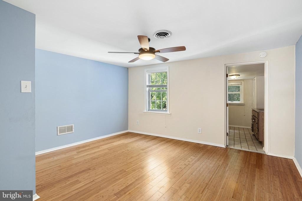 4447 Baker Street - Photo 9