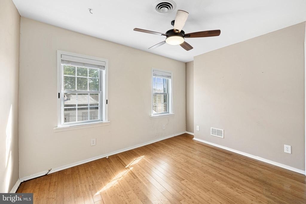 4447 Baker Street - Photo 8