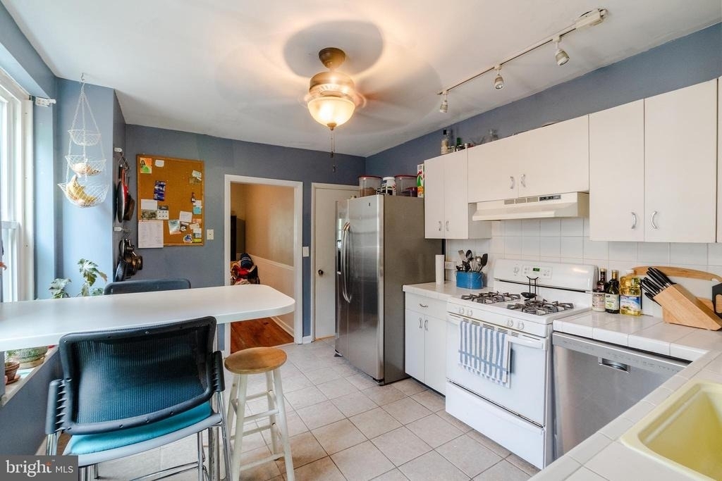 456 Lyceum Avenue - Photo 9