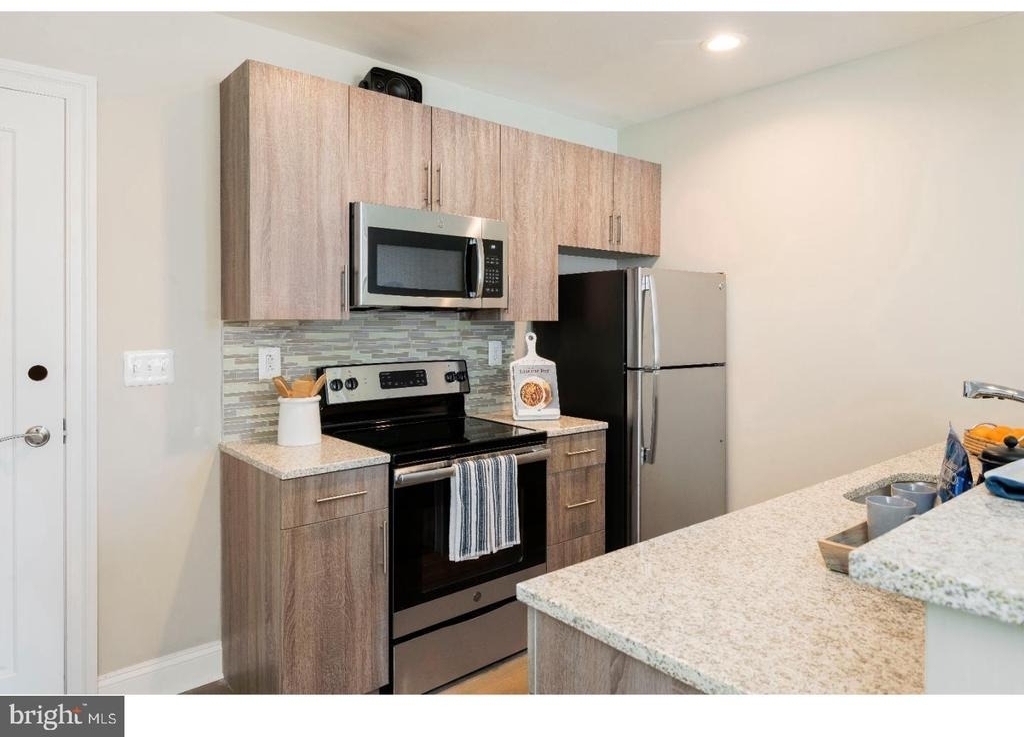 218 Arch Street - Photo 0