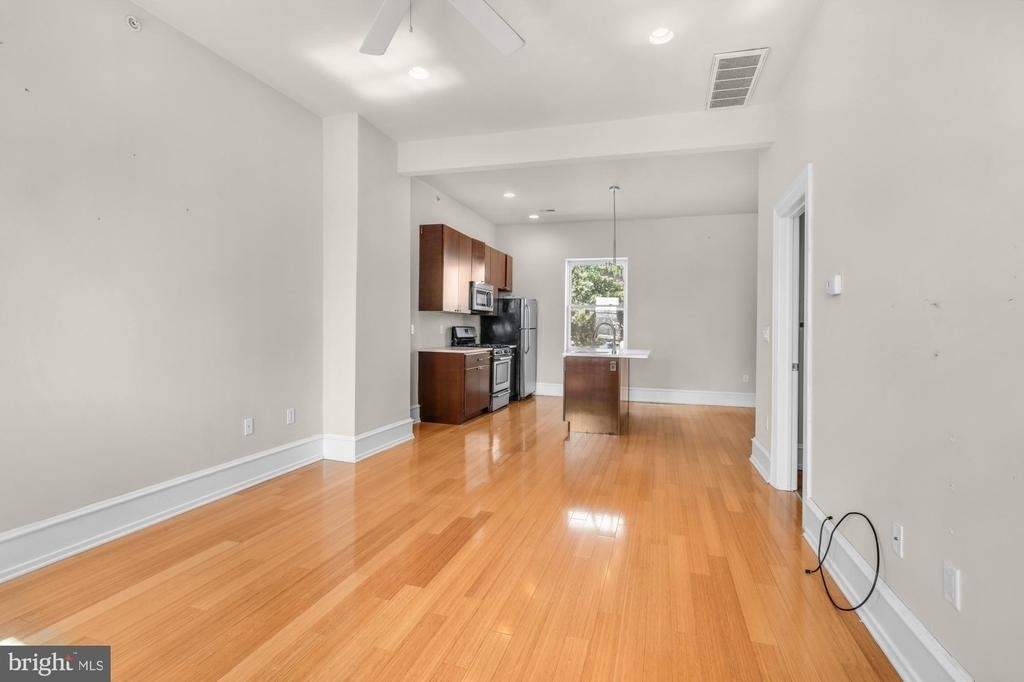 2136 E Dauphin Street - Photo 8