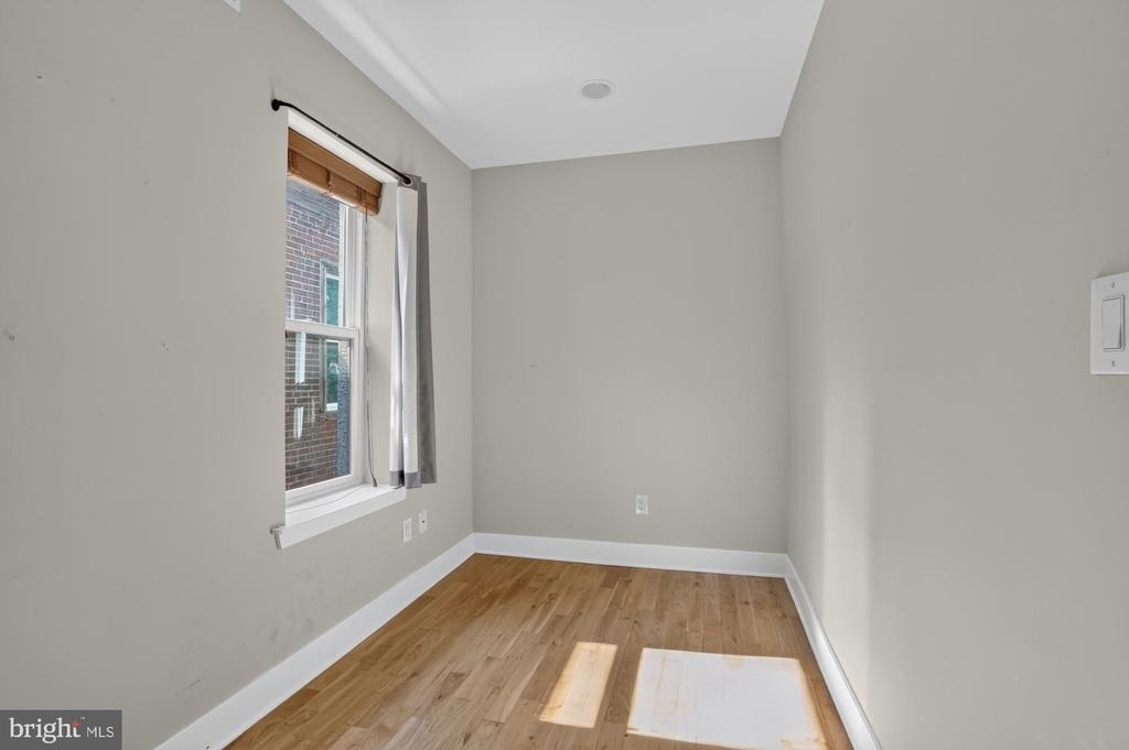 2336 W Thompson Street - Photo 15