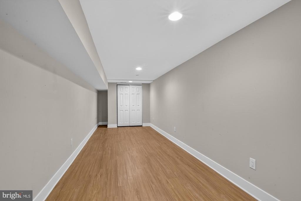 2336 W Thompson Street - Photo 26