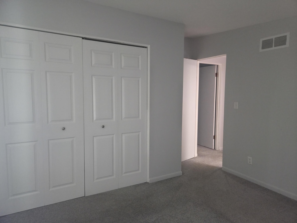 765 Douglas Street - Photo 9