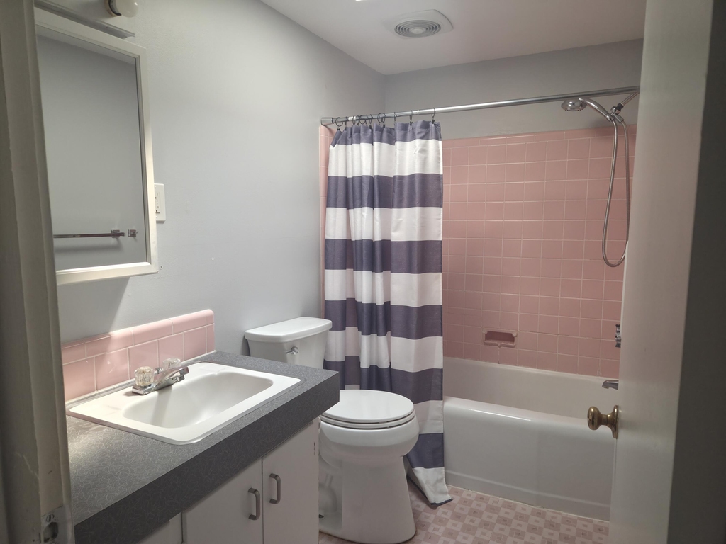 765 Douglas Street - Photo 6