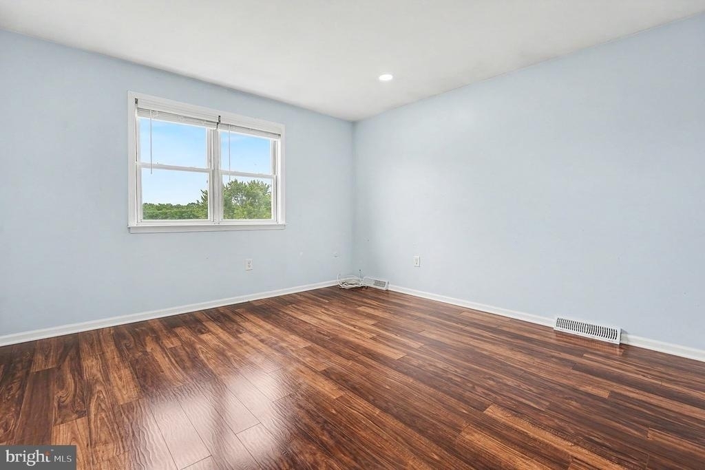 261 Florence Drive - Photo 7