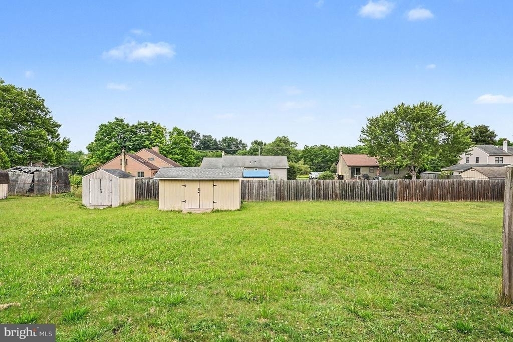 261 Florence Drive - Photo 9