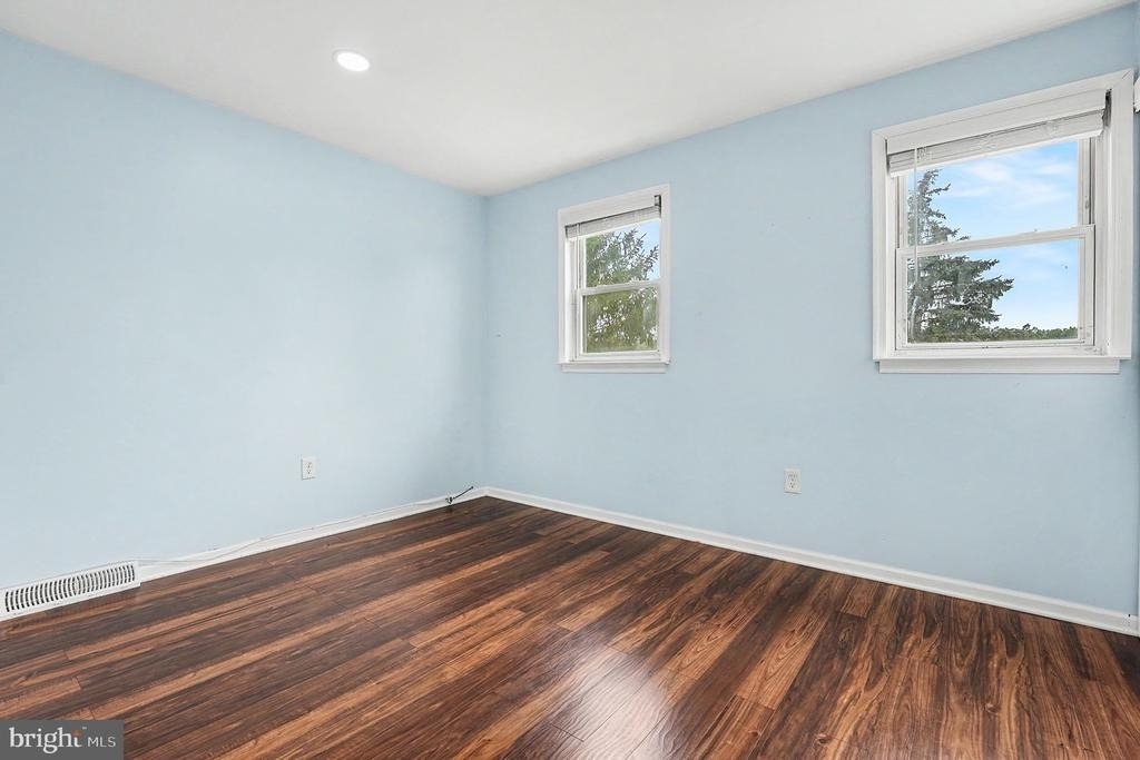 261 Florence Drive - Photo 6
