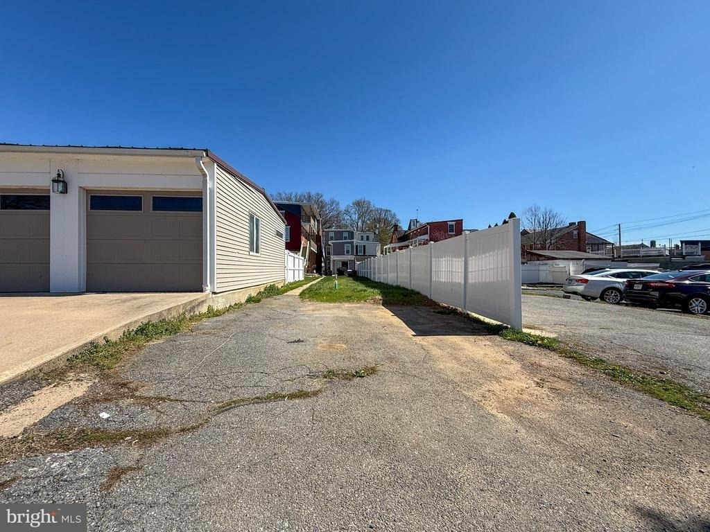 521 Locust Street - Photo 19