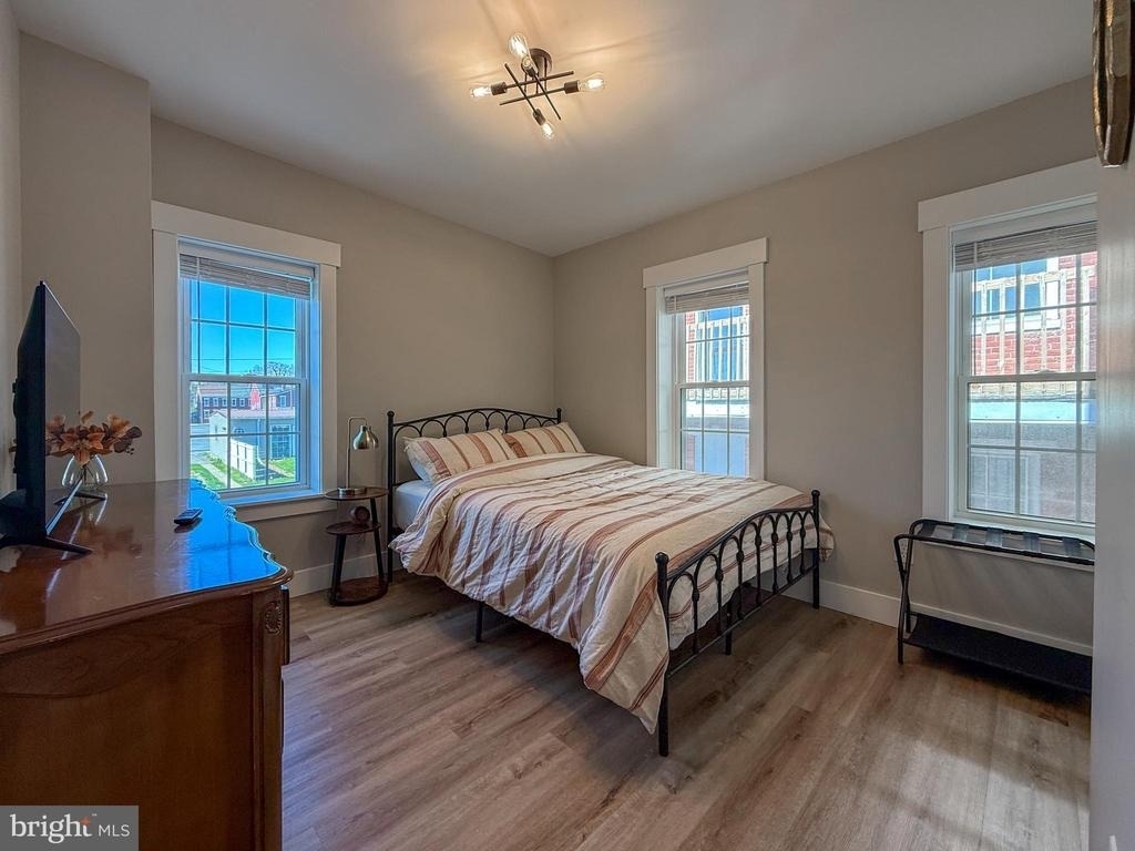 521 Locust Street - Photo 21