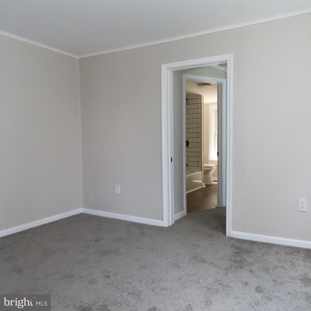 828 Broad Street - Photo 14