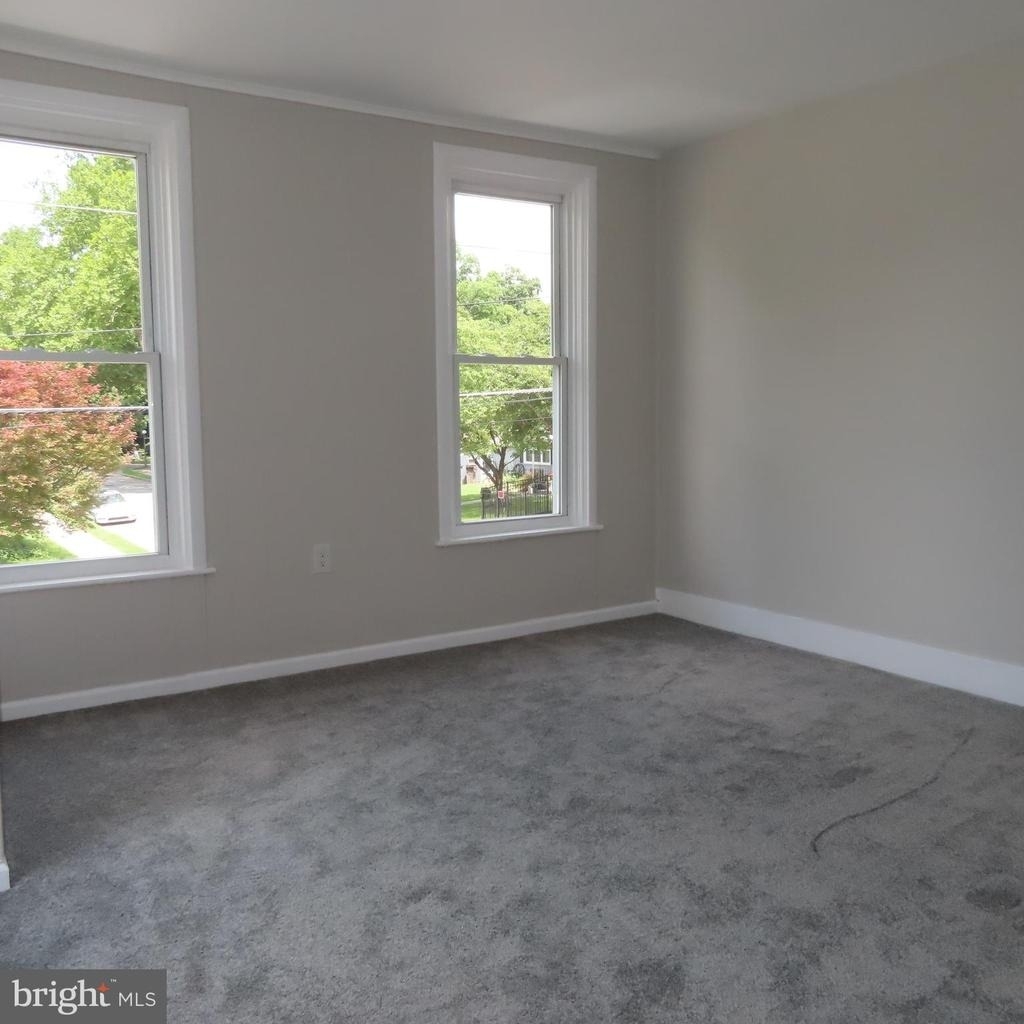 828 Broad Street - Photo 22