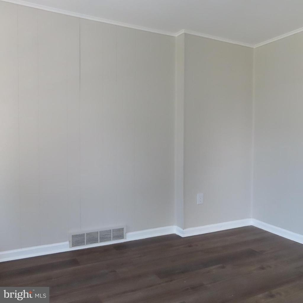 828 Broad Street - Photo 7