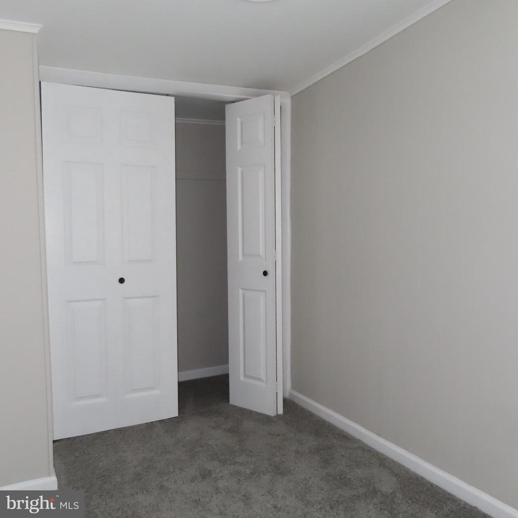 828 Broad Street - Photo 15