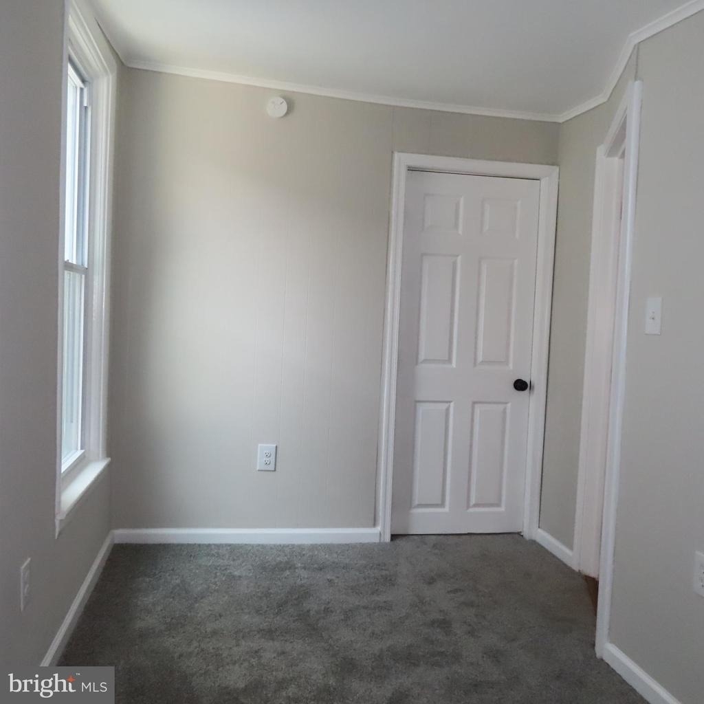 828 Broad Street - Photo 16