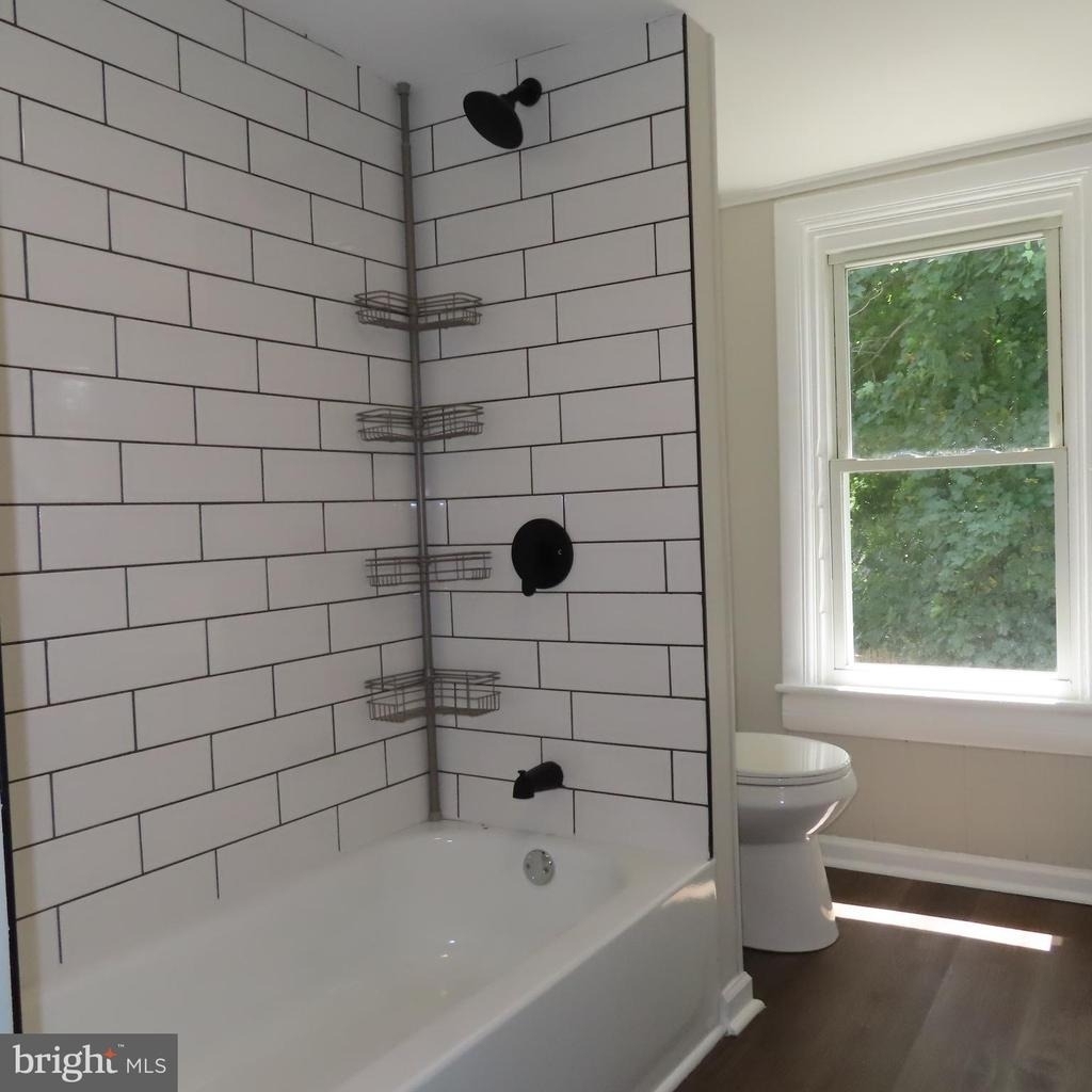 828 Broad Street - Photo 18