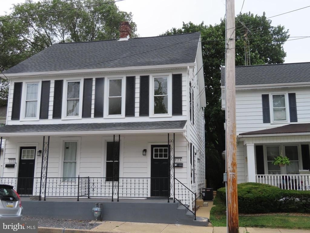 828 Broad Street - Photo 0