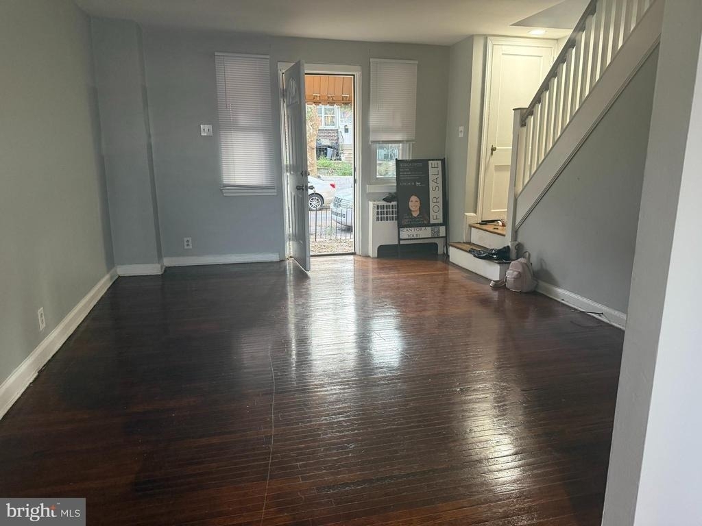 585 Snowden Road - Photo 2