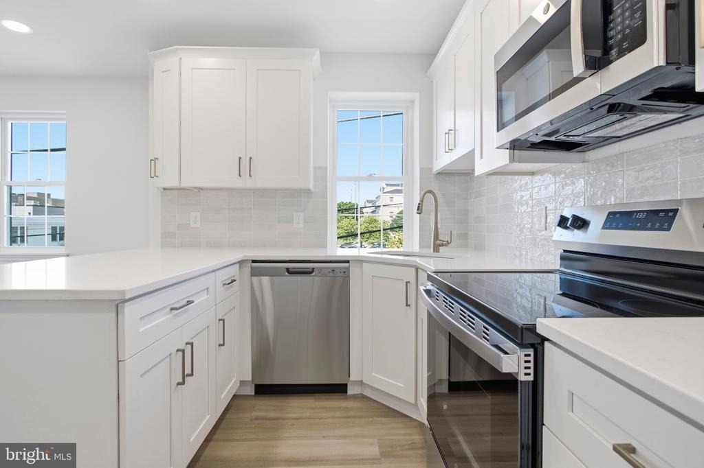 21 W Front Street - Photo 6