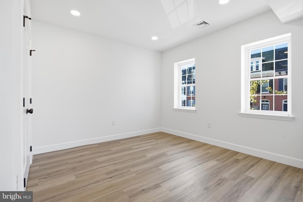 21 W Front Street - Photo 12