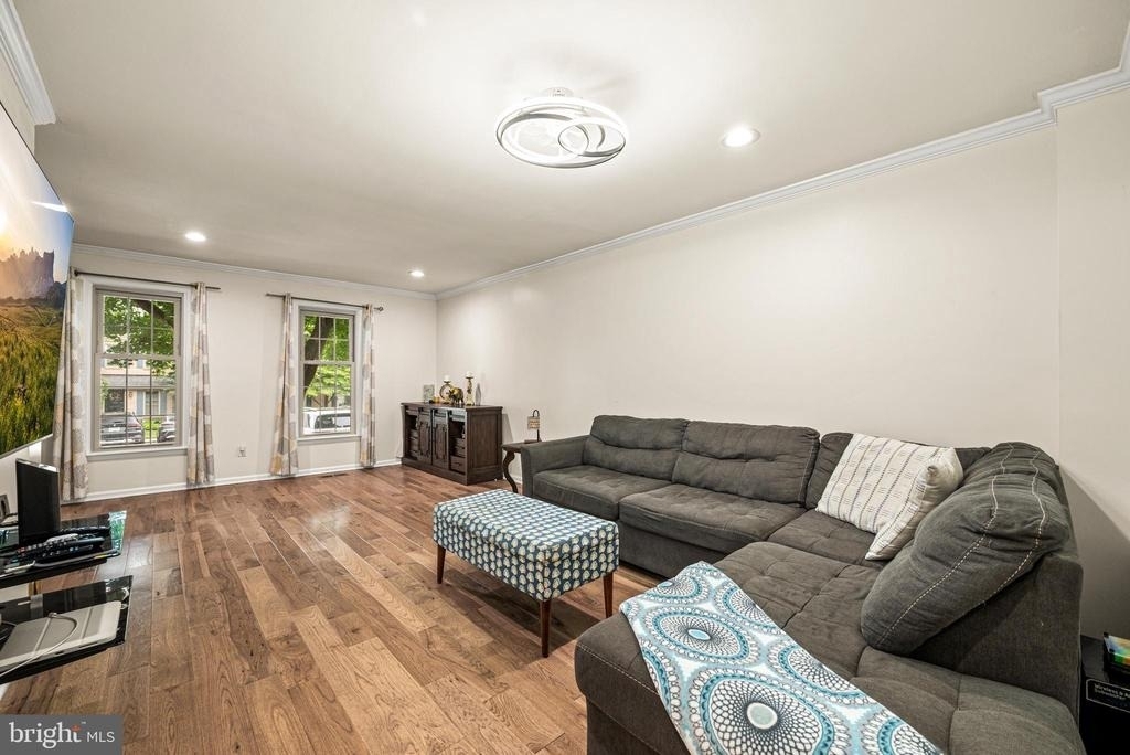 705 Shippen Drive - Photo 9