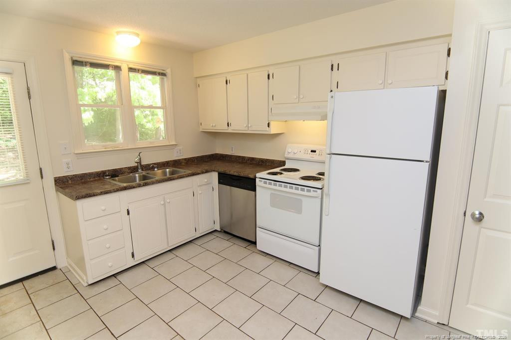 6114 Deerwood Place - Photo 8