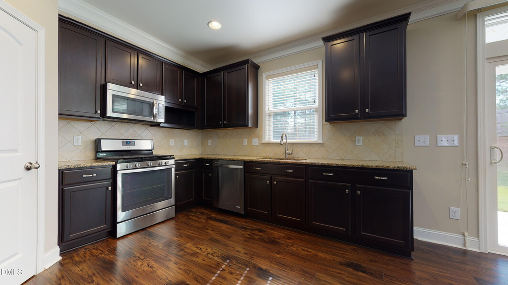 1415 Glenwater Drive - Photo 8